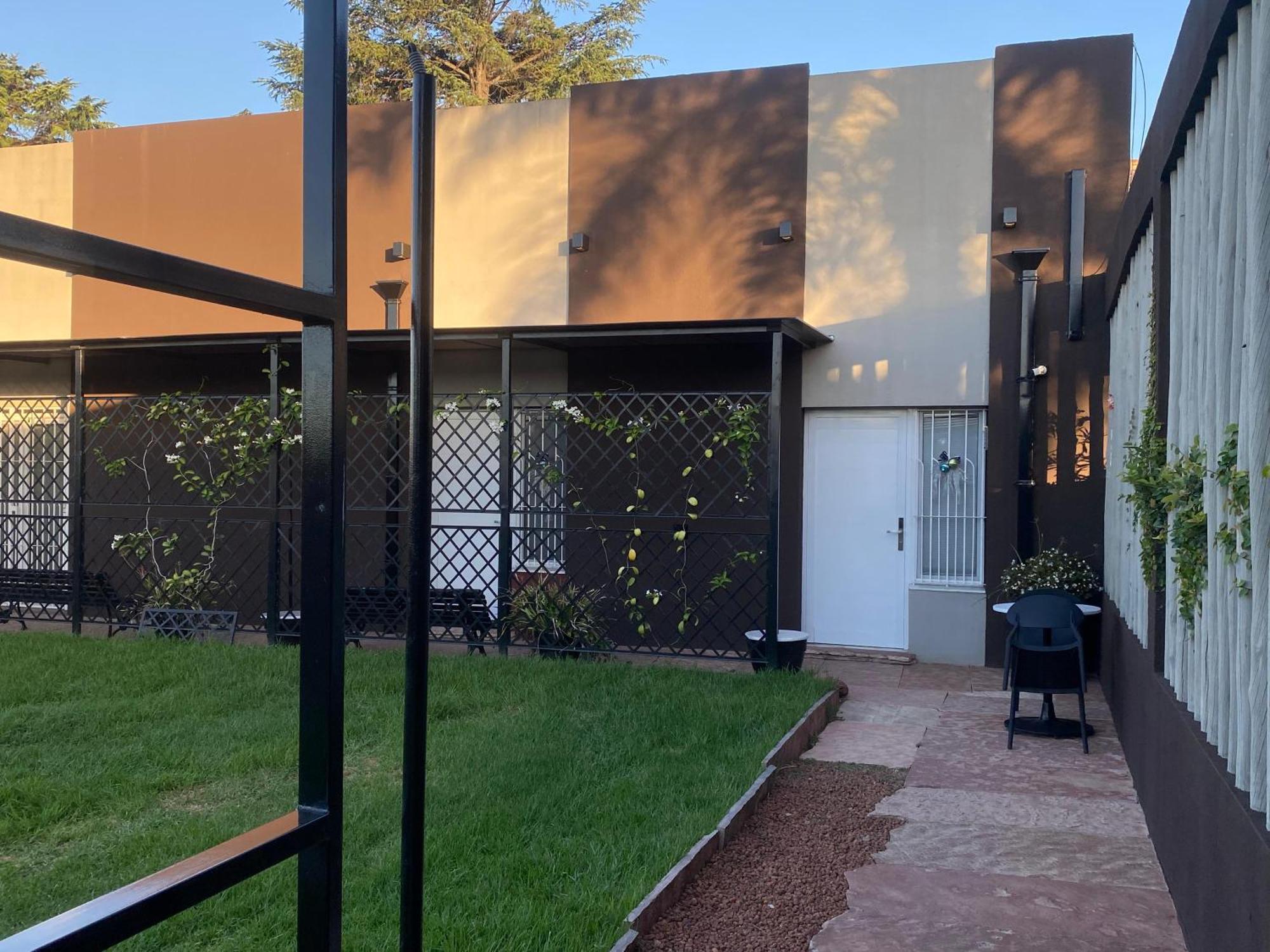 Eze Inn Boutique Hotel Ezeiza Exterior photo